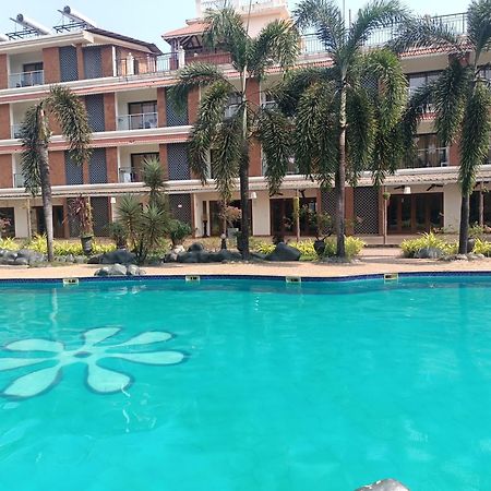 Resort Primo Bom Terra Verde Baga Bagian luar foto