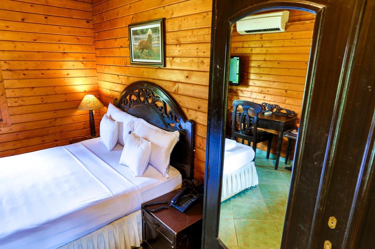 Resort Primo Bom Terra Verde Baga Bagian luar foto