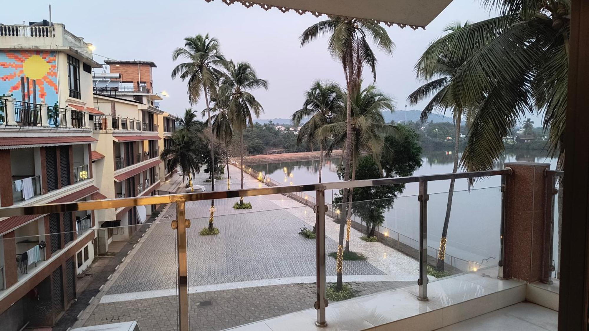 Resort Primo Bom Terra Verde Baga Bagian luar foto