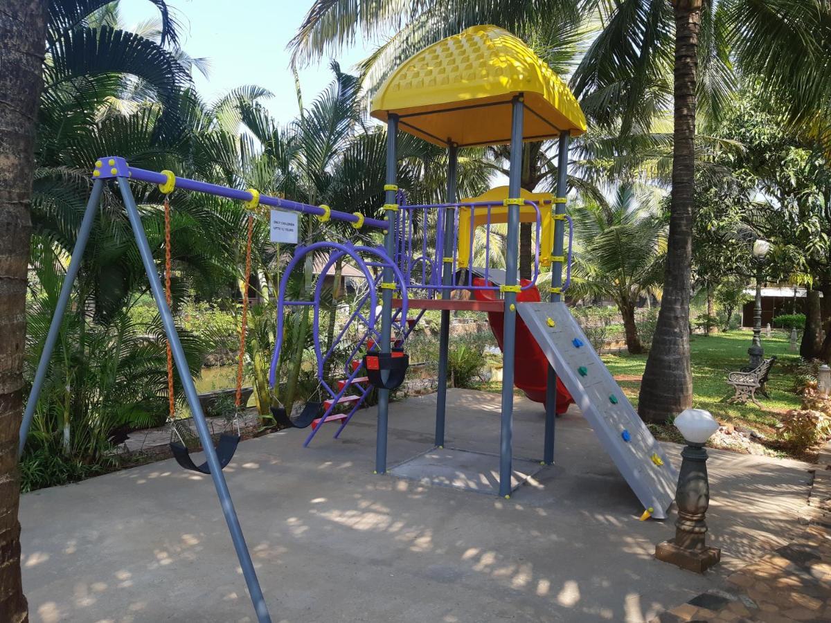 Resort Primo Bom Terra Verde Baga Bagian luar foto